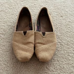 Women’s TOMS
